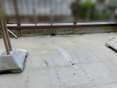 防水層が劣化したベランダ