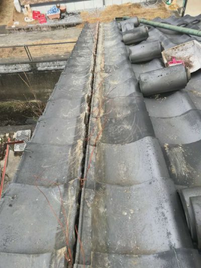 岐阜市 屋根 筒瓦補修中