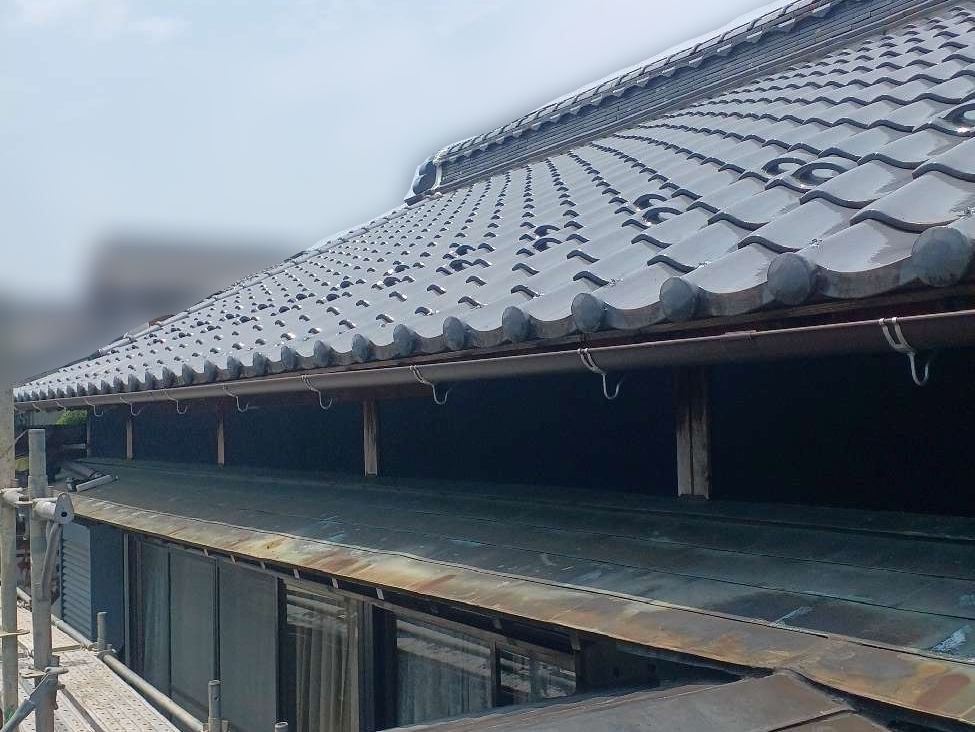 岐阜市T様邸の雨樋修理・アイアン丸による軒樋の部分補修完了写真